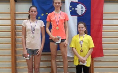 Ana Kolbezen bronasta na področnem prvenstvu v badmintonu